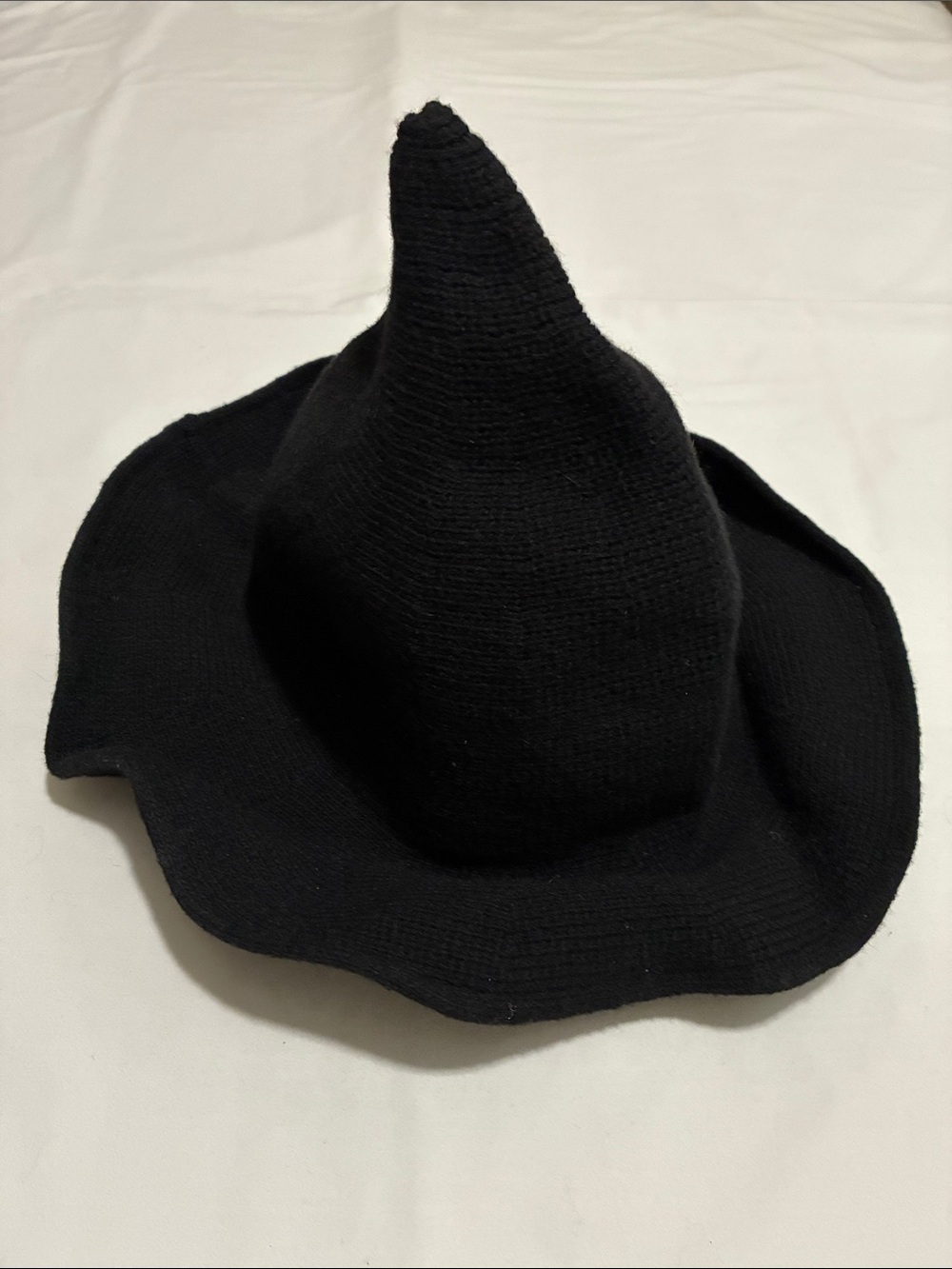 Black Knit Fabric Pointy Witch Hat